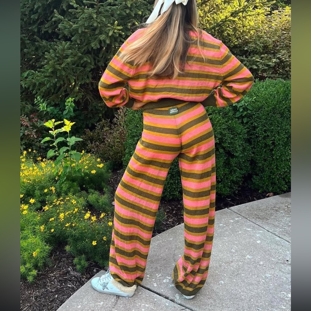 ISO!!!!! DO NOT BUY!!! Daily Drills Striped sweater set!